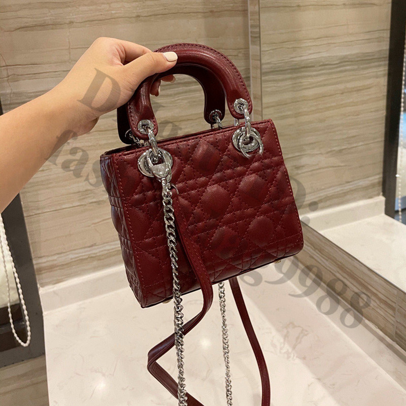 Women Leather Small Square Shoulder Crossbody Hand Bags Chain Ladies Luxury Brand Genuine Fashion Designers Summer Spring Thread Mini Cross body Handbags Lady, Make up the difference(no bag)
Women Leather Small Square Shoulder Crossbody Hand Bags Chain Ladies Luxury Brand Genuine Fashion Designers Summer Spring Thread Mini Cross body Handbags Lady, Make up the difference(no bag)