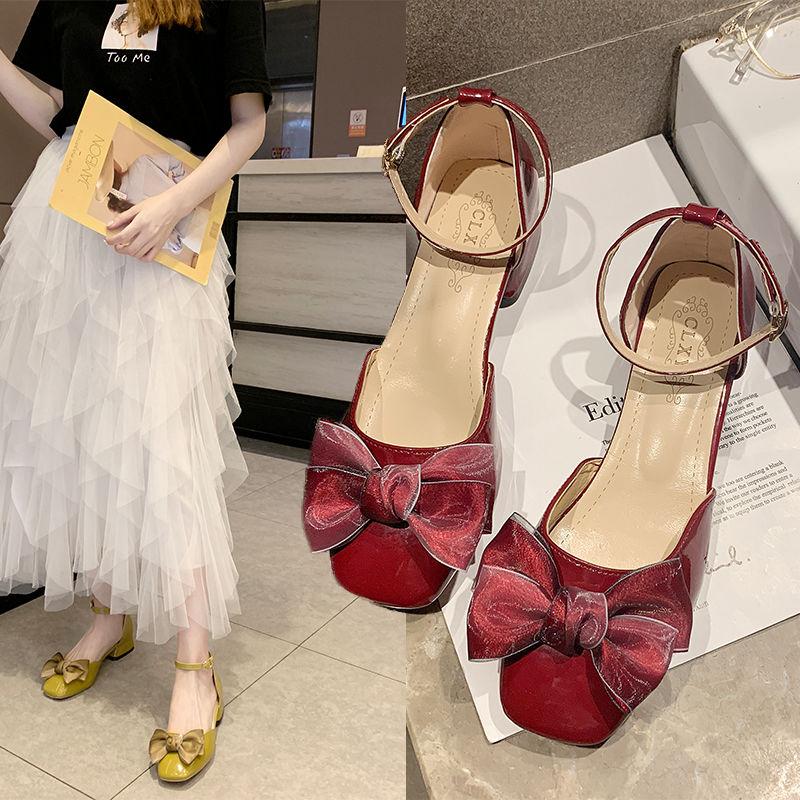 Dress Shoes JAYLAY Women Fairy Style Med Heel Sandals Non-slip Bowknot Cartoon Slippers Square Head Soft Bottom Buckle Princess
Dress Shoes JAYLAY Women Fairy Style Med Heel Sandals Non-slip Bowknot Cartoon Slippers Square Head Soft Bottom Buckle Princess