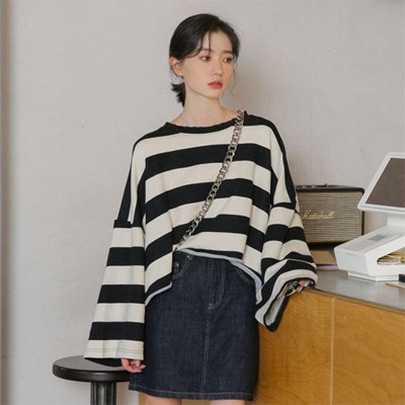 Women's Hoodies & Sweatshirts Autumn Korea Fashion Women Batwing Sleeve Loose O-neck Short Pullovers Cotton Terry Striped Casual M, Stripe
Women's Hoodies & Sweatshirts Autumn Korea Fashion Women Batwing Sleeve Loose O-neck Short Pullovers Cotton Terry Striped Casual M, Stripe