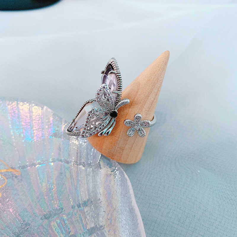 Statement Flower Butterfly Open Rings For Women New Trends Jewelry Personality Crystal Big Ring Adjustable Bijoux P0818
Statement Flower Butterfly Open Rings For Women New Trends Jewelry Personality Crystal Big Ring Adjustable Bijoux P0818