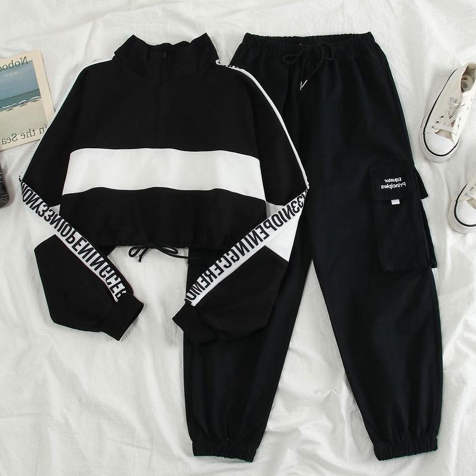 Free Women's Loose Letter Sports Suit Casual Stand Collar Long Sleeve Short Sweater & Pants Two-piece Set 210524