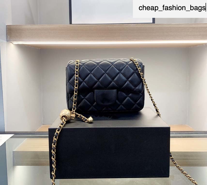 Designer Bags Handbag Totes Shoulder Cross Body Women High Quality Classic Caviar Square Sheepskin Chains bag 6 color 03, #1
Designer Bags Handbag Totes Shoulder Cross Body Women High Quality Classic Caviar Square Sheepskin Chains bag 6 color 03, #1