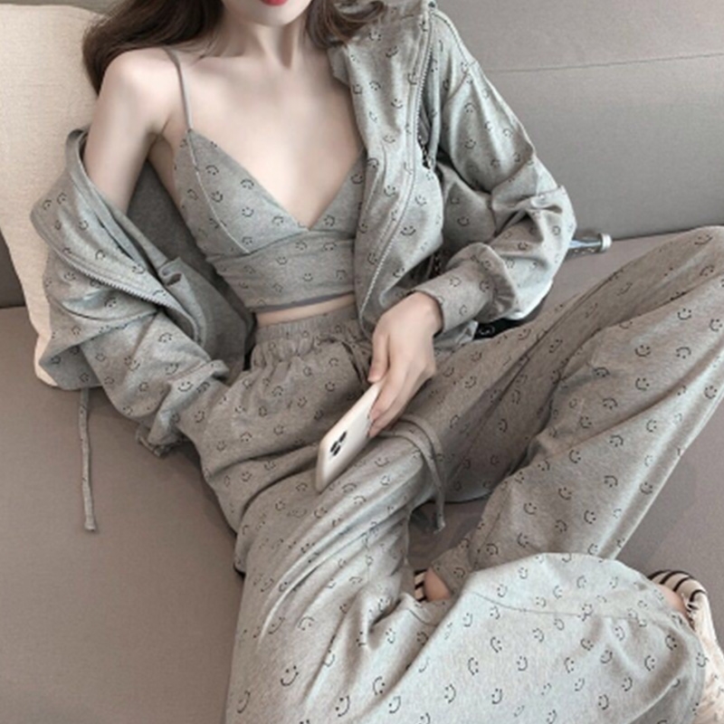 Elegant Casual Daily Sport Outfits Bandage Print V-neck 3 Pieces Set Women Oversized Hooded Long Sleeve Top Full Pant Sets 210603, Photo color
Elegant Casual Daily Sport Outfits Bandage Print V-neck 3 Pieces Set Women Oversized Hooded Long Sleeve Top Full Pant Sets 210603, Photo color