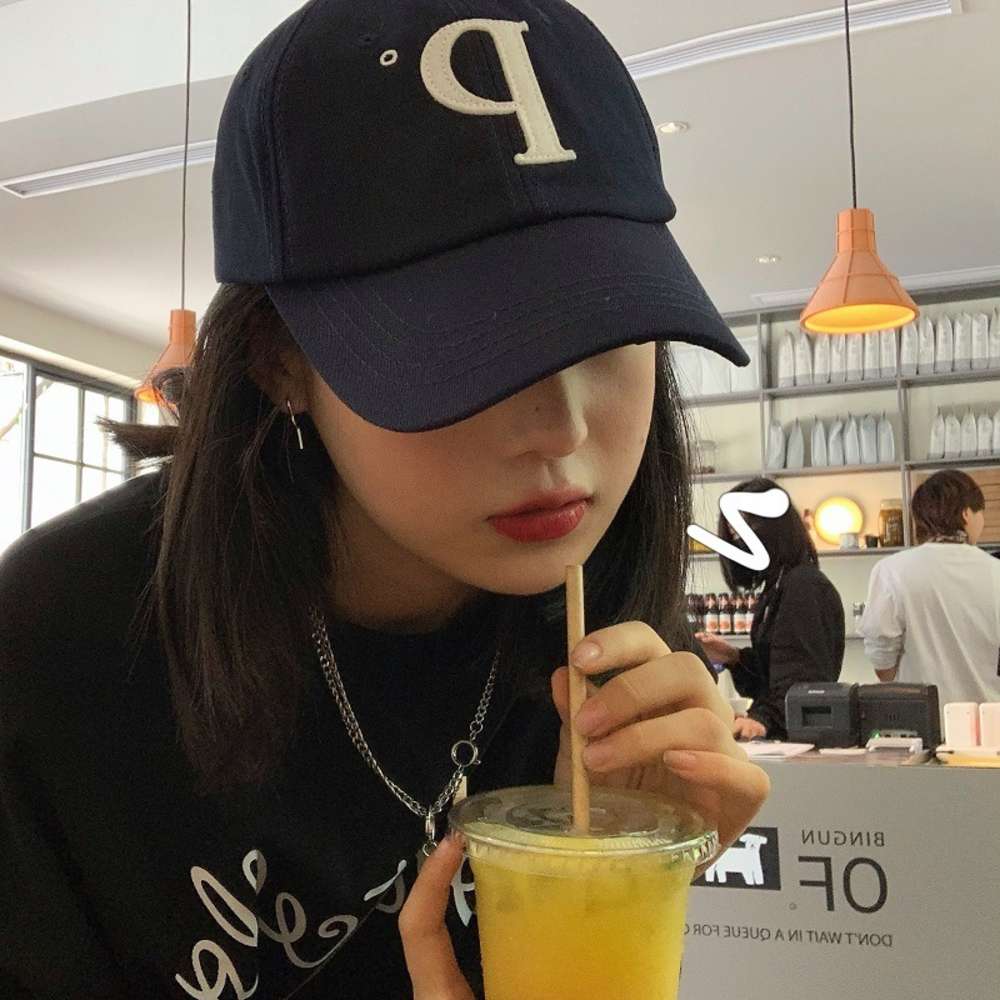 Big letter P soft top cap women's net red fashion casual baseball summer sun hat men's, Blue;gray
Big letter P soft top cap women's net red fashion casual baseball summer sun hat men's, Blue;gray