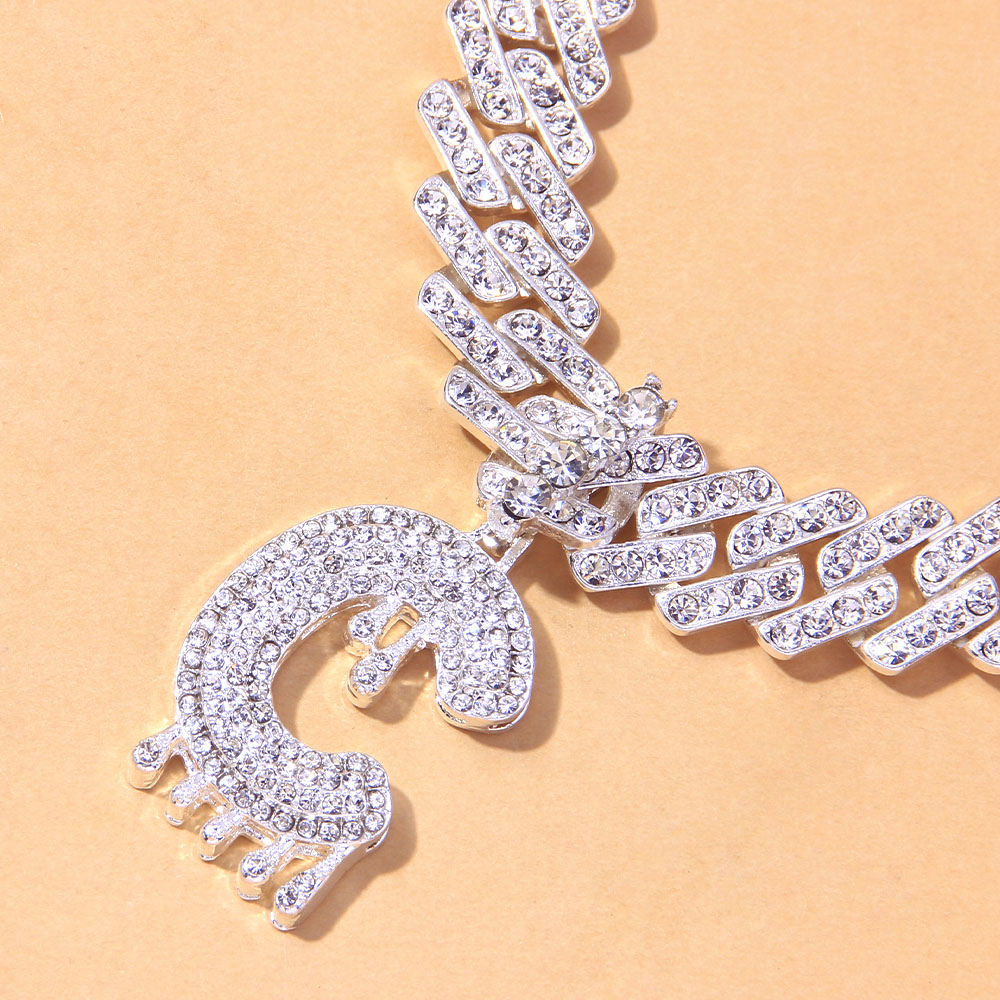 Cute Miaimi AZ Alphabet Anklet Braclet on the Leg Crystal Whole Iced Out Summer Inital Bling Punk Cuban Link Anklet Jewelry7095398