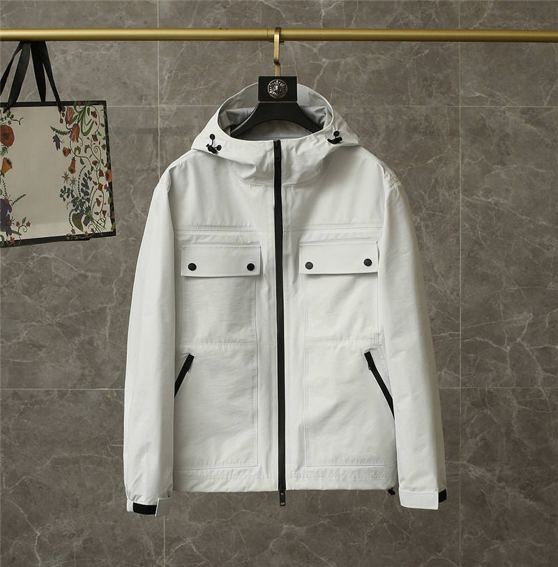 Q0099 Mens Jacket Hooded Spring Autumn Style For Men Women Windbreaker Coat Long Sleeves Fashion Jackets With Zippers Letters Printed Outwears Coats Size M
Q0099 Mens Jacket Hooded Spring Autumn Style For Men Women Windbreaker Coat Long Sleeves Fashion Jackets With Zippers Letters Printed Outwears Coats Size M