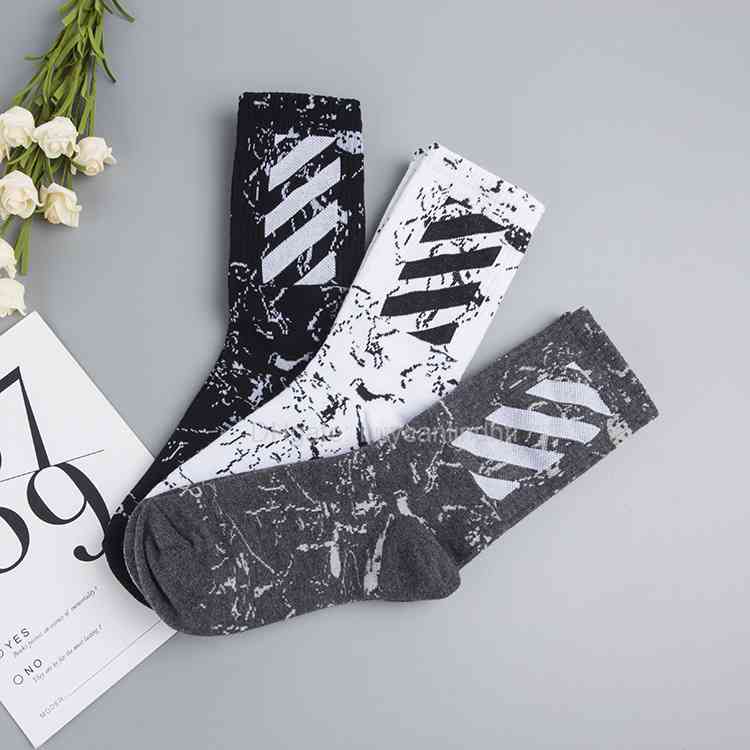 Brands Offs Hip Hop Sock Streetwear Crew Socks Men Skateboard Street Style Harajuku Skater White and Black Sport Socket Drop Men's Stocking 4bua
Brands Offs Hip Hop Sock Streetwear Crew Socks Men Skateboard Street Style Harajuku Skater White and Black Sport Socket Drop Men's Stocking 4bua