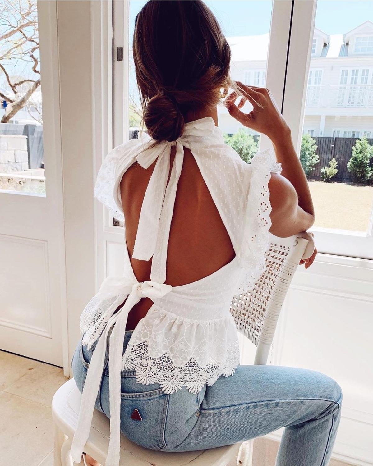 Backless Lace Embroidery White Women BlouseTops Ruffled Hollow Out peplum Tops Women Summer Style Streetwear Ladies Blusas Cloth 210521