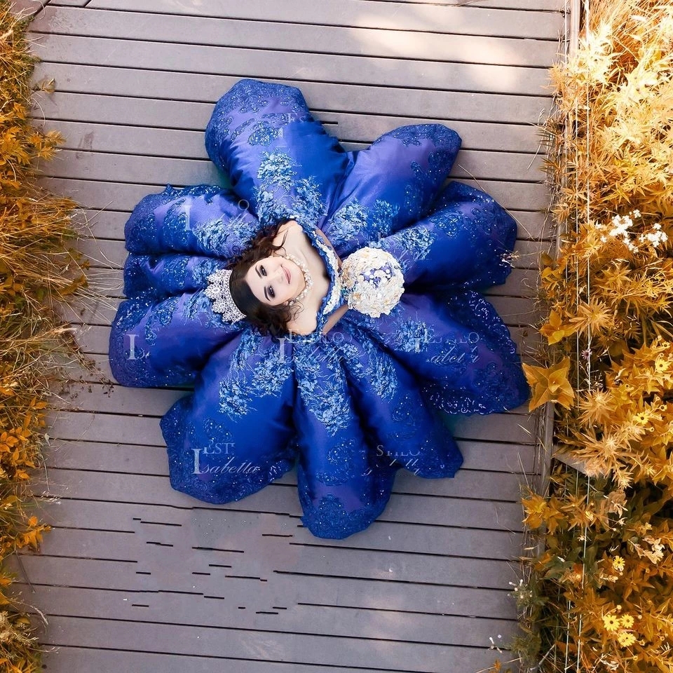 Modest Royal Blue Quinceanera Crystal Beaded Lace Applique Vestidos Para XV Aos Sweet Dress Robe De Soire