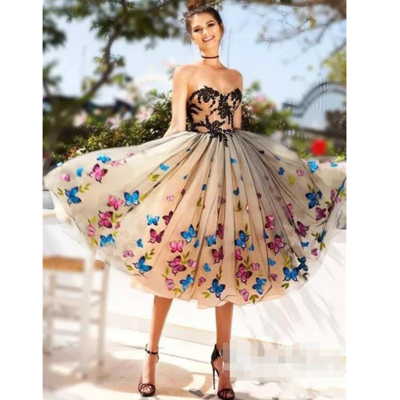 Butterfly Appliques Homecoming Dresses Strapless Champagne Ruffles Short Prom Dress Soft Tulle Formal Party Sweet 16 Cocktail Evening Gowns