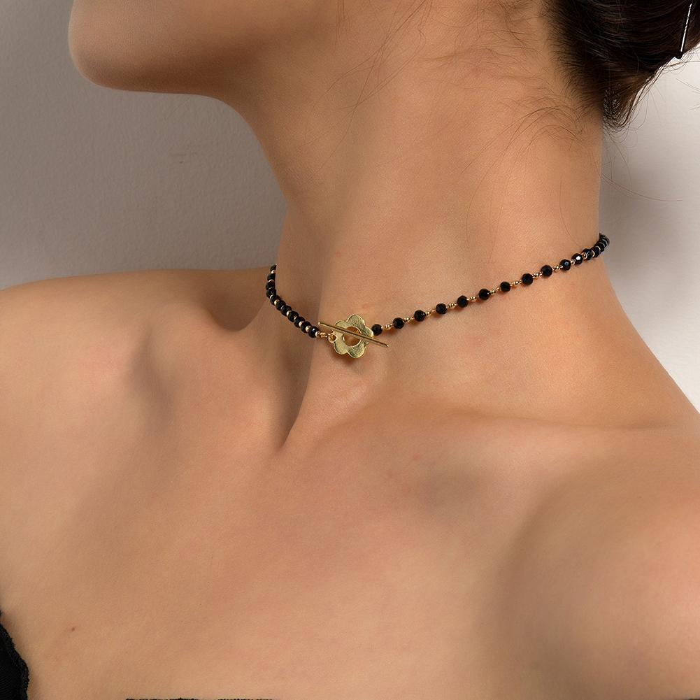 Simple Black Crystal Beads Choker Necklace Fashion Ot Buckle Short Flower Necklace for Women Bohemian Female Jewelry Y0309