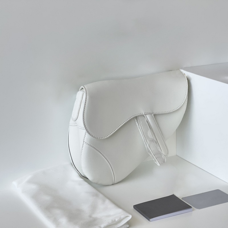 2021 SS Women Luxurys Designers Bags lday fashion saddle bag ladies single shoulder bag purse Casual Clutch handbags All match Ladies Fashion handbag Coin Wallets, Color w
2021 SS Women Luxurys Designers Bags lday fashion saddle bag ladies single shoulder bag purse Casual Clutch handbags All match Ladies Fashion handbag Coin Wallets, Color w