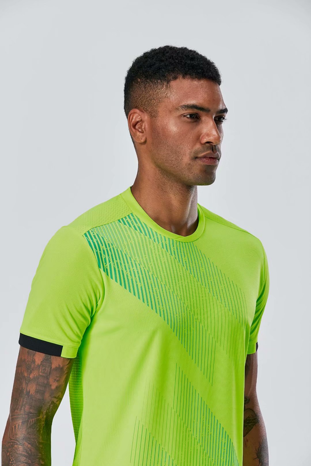 #0116 Football uniform men+kids soccer Jersey printing team custom track and field sports short-sleeved shirt, Black;yellow
#0116 Football uniform men+kids soccer Jersey printing team custom track and field sports short-sleeved shirt, Black;yellow