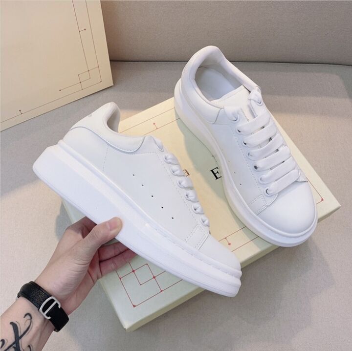 Men Casual Shoes Top Quality Dress Womens Leather Lace Up Comfort Pretty Sneakers Men's Trainers Daily Lifestyle Skateboarding Shoe Size 35-44 r4, 20 
Men Casual Shoes Top Quality Dress Womens Leather Lace Up Comfort Pretty Sneakers Men's Trainers Daily Lifestyle Skateboarding Shoe Size 35-44 r4, 20
