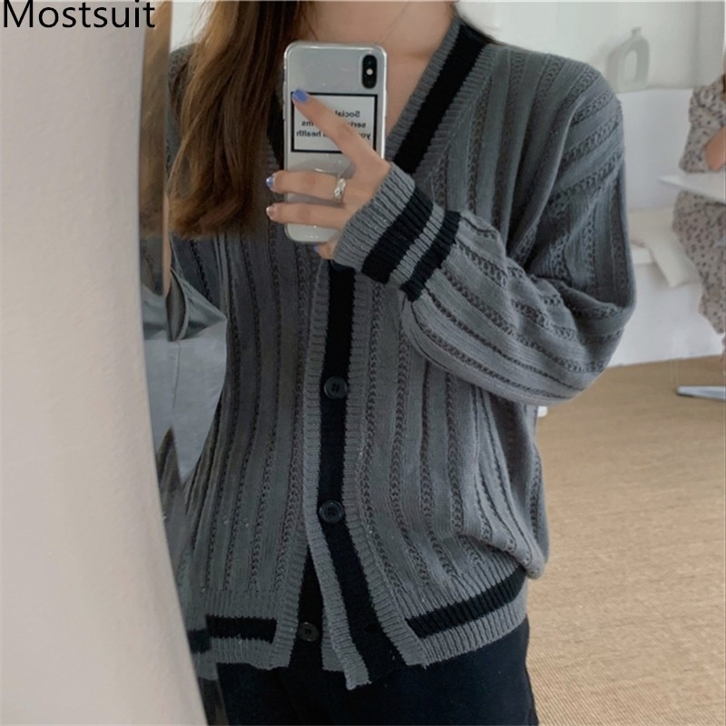 Korean Color-blocked Single-breasted Women Cardigans Tops Autumn Winter Long Sleeve V-neck Vintage Casual Ladies Sweaters Femme 210518, Beige
Korean Color-blocked Single-breasted Women Cardigans Tops Autumn Winter Long Sleeve V-neck Vintage Casual Ladies Sweaters Femme 210518, Beige