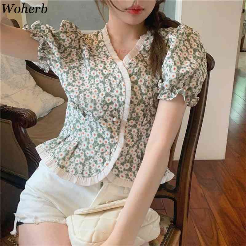 Summer Korean Vintage Chiffon Crop Tops Blouses Women Floral Print Puff Sleeve V-neck Sshirt Chic Ladies Blusas 210519