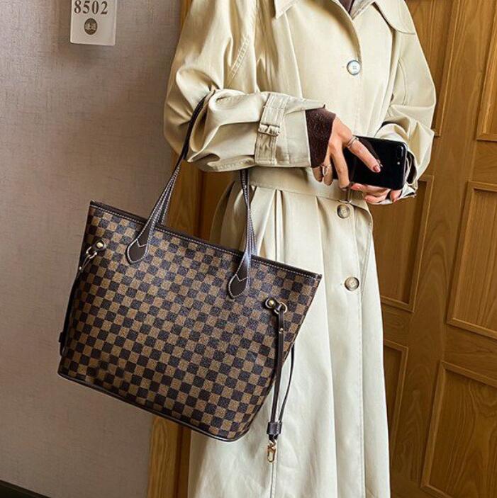 6001 women luxurys designers bags crossbody handbags womens purses shoulder shopping totes bag
6001 women luxurys designers bags crossbody handbags womens purses shoulder shopping totes bag