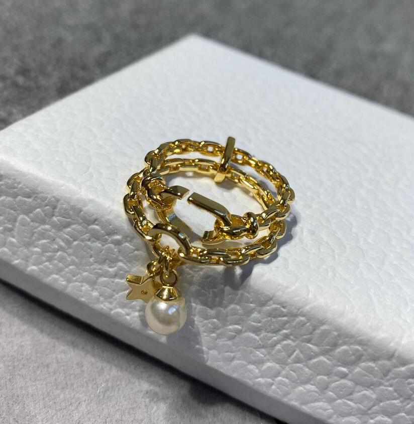 Retro Brand Gold Double Circle Pearl Star Charm Band Rings Bague Designer Classic Ring For Women Lady Love Jewelry Party Wedding Engagement Rings Gift With Box
Retro Brand Gold Double Circle Pearl Star Charm Band Rings Bague Designer Classic Ring For Women Lady Love Jewelry Party Wedding Engagement Rings Gift With Box