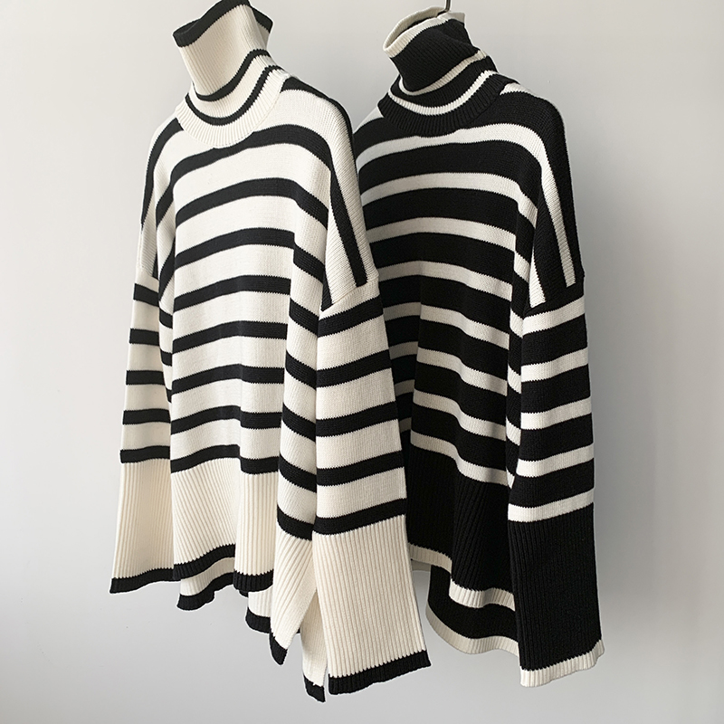 2021 Early Autumn Women Turtlene Sweater Pullover Hem Slit Loose Stripes Long Sleeve Warm Female Retro Jumper Tops
2021 Early Autumn Women Turtlene Sweater Pullover Hem Slit Loose Stripes Long Sleeve Warm Female Retro Jumper Tops