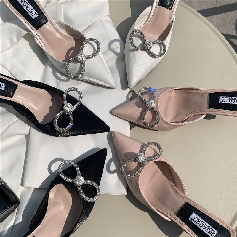 Sandals Strass bowknot crutches women's shoes designer slides slippers crystal high pink mulatto heels EHO8, 1# shoe box
Sandals Strass bowknot crutches women's shoes designer slides slippers crystal high pink mulatto heels EHO8, 1# shoe box