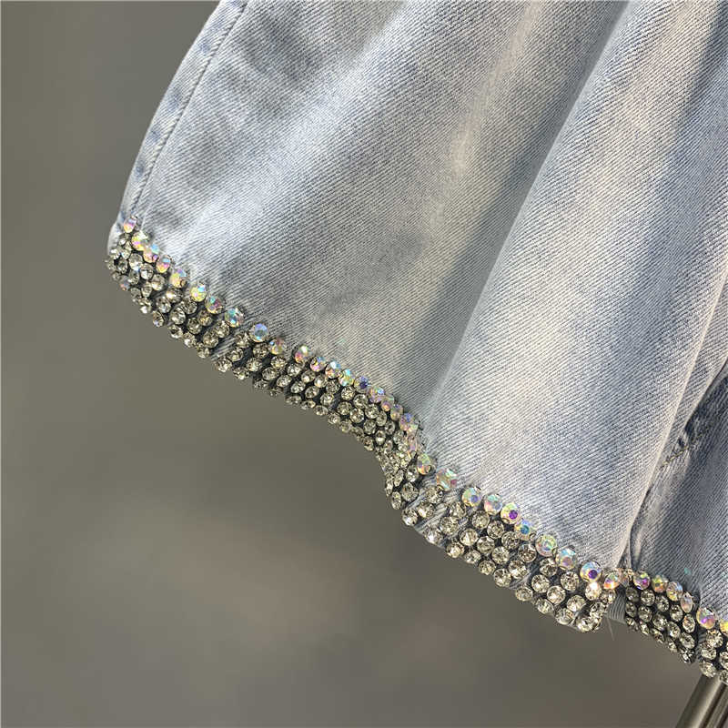 Summer European Women Exquisite Denim Shorts Ladies Fashion Plus Size Loose Wide Leg A- Line Jeans Pants 210809