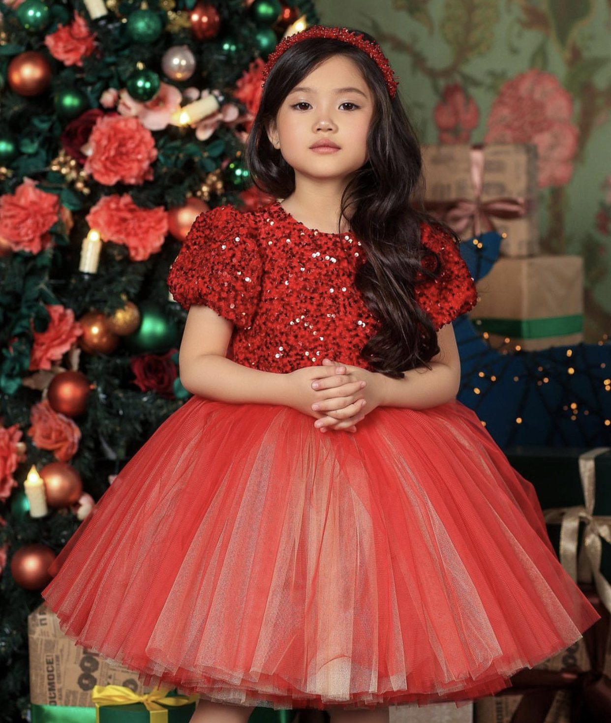 Sparkling Ball Gown Girl's Pageant Dresses Sequins bodice Red Flower Girls Dress Tulle Short Sleeves Age 5 6 7 8 9 10 Prom Gown Birthday Party