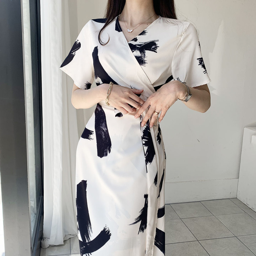 Summer Simple Ladies Loose Robe Casual Runway Dresses Women Elegant Retro Ink Printing V-neck Lace-up Slim Dress 210506