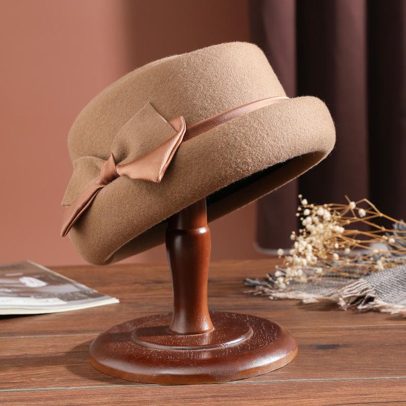 Berets 2021 Japanese And Korean 100% Australia Wool Small Brim Cloche Hat Irregular Sboy Cap Lady Chic Beret Women Felt Fedora, Black
Berets 2021 Japanese And Korean 100% Australia Wool Small Brim Cloche Hat Irregular Sboy Cap Lady Chic Beret Women Felt Fedora, Black