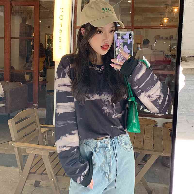 Fashion short top design sense hot girl new Korean loose foreign style long sleeved sweater women's spring and autumn thin fashion, Black
Fashion short top design sense hot girl new Korean loose foreign style long sleeved sweater women's spring and autumn thin fashion, Black