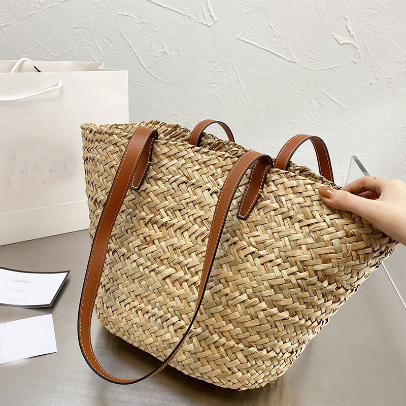 Straw Woven Bag Basket Handbag Shoulder Bags Raffi Fiber Handcraft Weave Handbags Genuine Leather Strap Totes Fashion Letter Holiday Style
Straw Woven Bag Basket Handbag Shoulder Bags Raffi Fiber Handcraft Weave Handbags Genuine Leather Strap Totes Fashion Letter Holiday Style