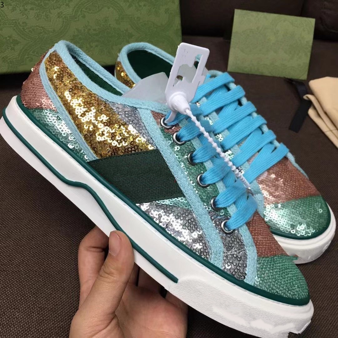 The latest men's women's tennis 1977 sneakers, withwebbing green and red cotton inluxe fashion casual coach design mkttj004
The latest men's women's tennis 1977 sneakers, withwebbing green and red cotton inluxe fashion casual coach design mkttj004