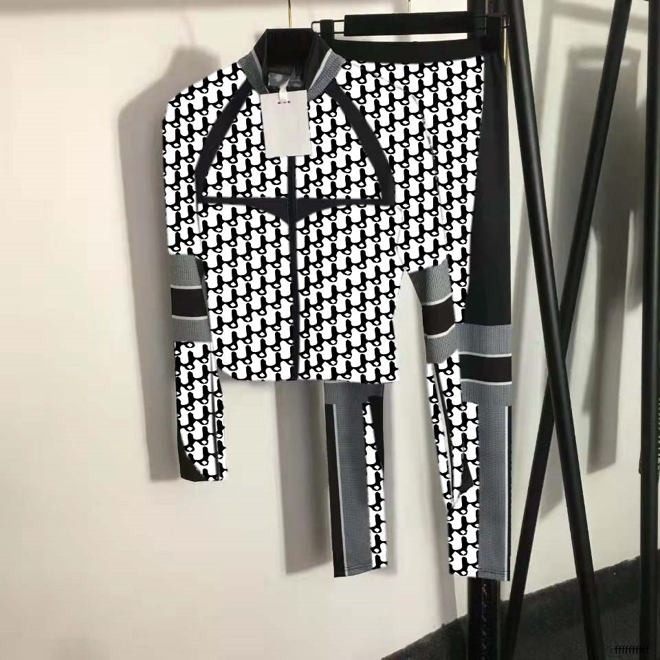 Women's Sportswear Tracksuits Yoga Set Workout Blouse Wear Sports Gym Legging Fitness Crop Top Yoga Suit Long Sleeve, Extra shipping cost
Women's Sportswear Tracksuits Yoga Set Workout Blouse Wear Sports Gym Legging Fitness Crop Top Yoga Suit Long Sleeve, Extra shipping cost