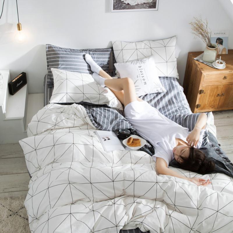 Bedding Sets 2/3 Pieces Set Simple Quilt Cover And Pillow Case Bed Comforter Pure Cotton
Bedding Sets 2/3 Pieces Set Simple Quilt Cover And Pillow Case Bed Comforter Pure Cotton