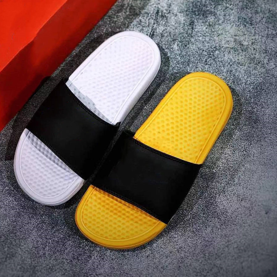 Fashion Designer Paris Beach Slide Scuffs Men Womens Trendy slippers Summer Sandals leisure shoe high quality Ladies Flip Flops Multicolors, Black
Fashion Designer Paris Beach Slide Scuffs Men Womens Trendy slippers Summer Sandals leisure shoe high quality Ladies Flip Flops Multicolors, Black