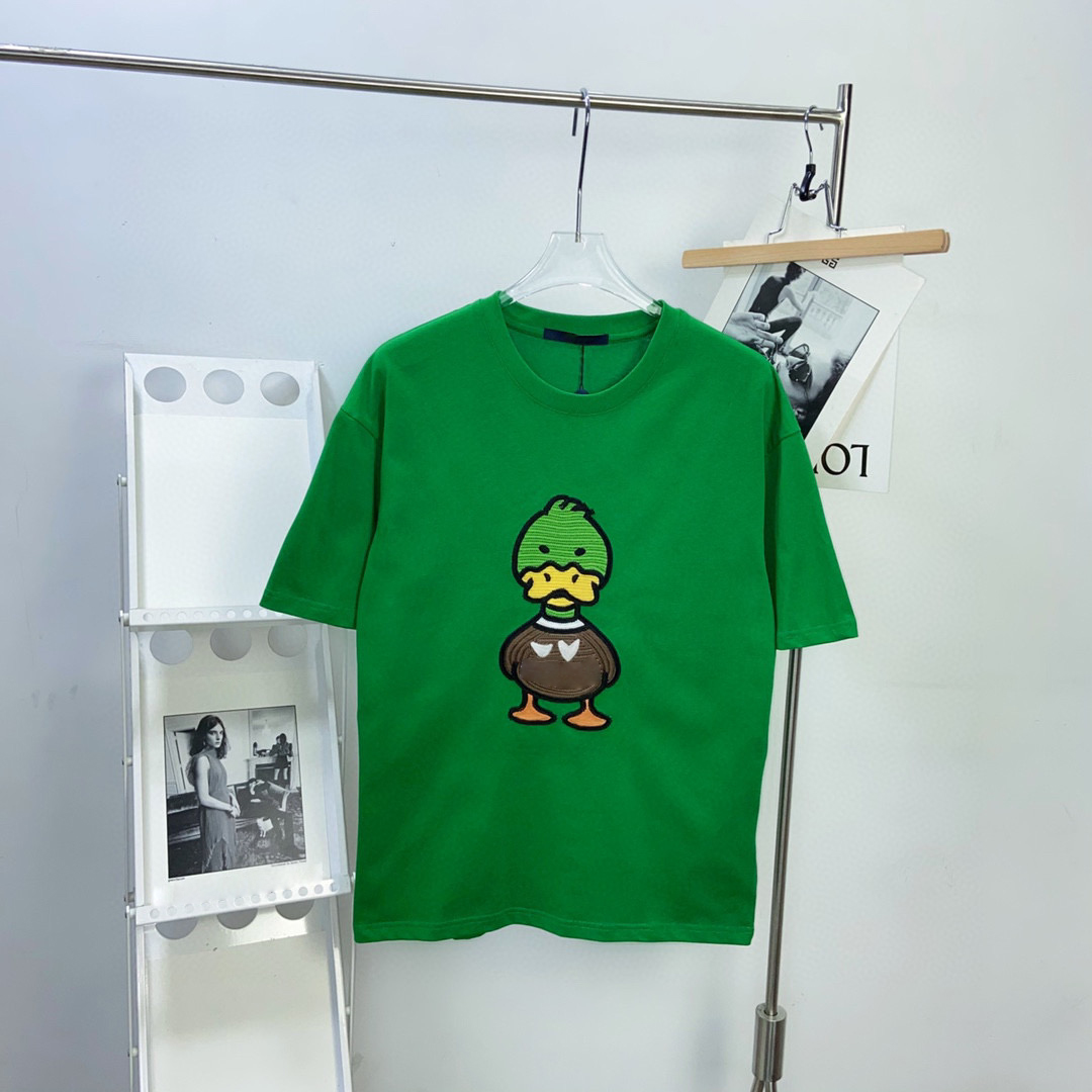 1A9GOM T Shirt Summer women mens designer Apparel Fashion tees brand luxury duck embroidery Short Sleeve Street clothing Tracksuit polos Des, White;black
1A9GOM T Shirt Summer women mens designer Apparel Fashion tees brand luxury duck embroidery Short Sleeve Street clothing Tracksuit polos Des, White;black