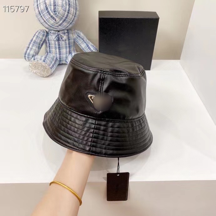 Black leather men designer bucket hat triangle logo high quality mens designers caps hats casual women sunhats
Black leather men designer bucket hat triangle logo high quality mens designers caps hats casual women sunhats