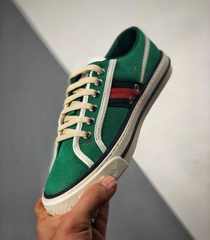 Designers Tennis 1977 casual shoes sneaker canvas Luxurys Shoe Beige Blue washed jacquard denim Women Shoes Ace Rubber sole Embroidered, Black
Designers Tennis 1977 casual shoes sneaker canvas Luxurys Shoe Beige Blue washed jacquard denim Women Shoes Ace Rubber sole Embroidered, Black