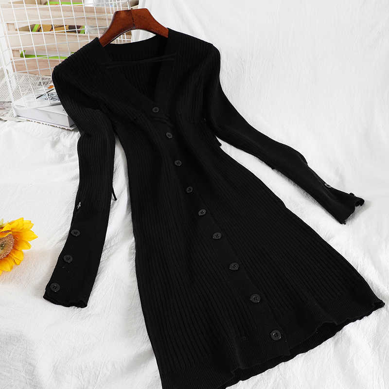 DEAT Women Sexy Bottomed Knitted Dress Long Sleeve V-neck Single Breasted Buttocks Fashion Spring Autumn MZ978 210709
