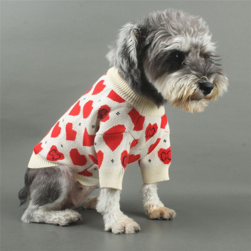 Baroque Heart Pattern Pet Sweaters Dog Apparel Fashion Letter Embroidery Teddy Sweater Party & Banquet Lovely Pets Pullover Sweatshirt
Baroque Heart Pattern Pet Sweaters Dog Apparel Fashion Letter Embroidery Teddy Sweater Party & Banquet Lovely Pets Pullover Sweatshirt
