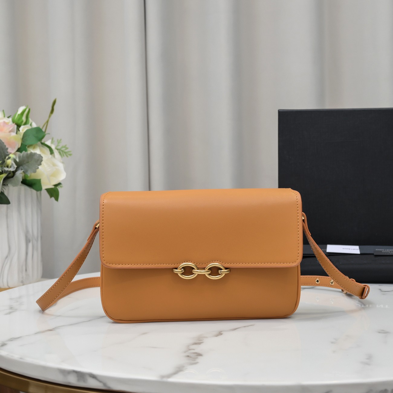 Shoulder Bag Handbag Luxurys Designers Smooth Leather Bags Women MAILLON 64979, Brown
Shoulder Bag Handbag Luxurys Designers Smooth Leather Bags Women MAILLON 64979, Brown