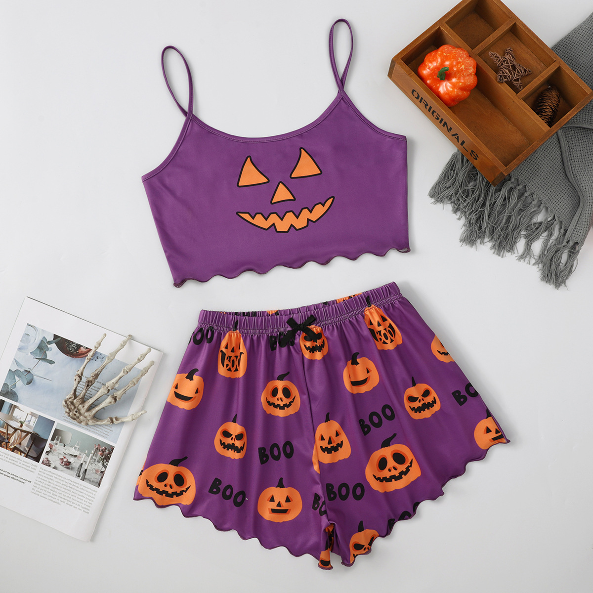 Halloween grimace tracksuits suspender top and pumpkin print shorts suit, Blue;gray
Halloween grimace tracksuits suspender top and pumpkin print shorts suit, Blue;gray
