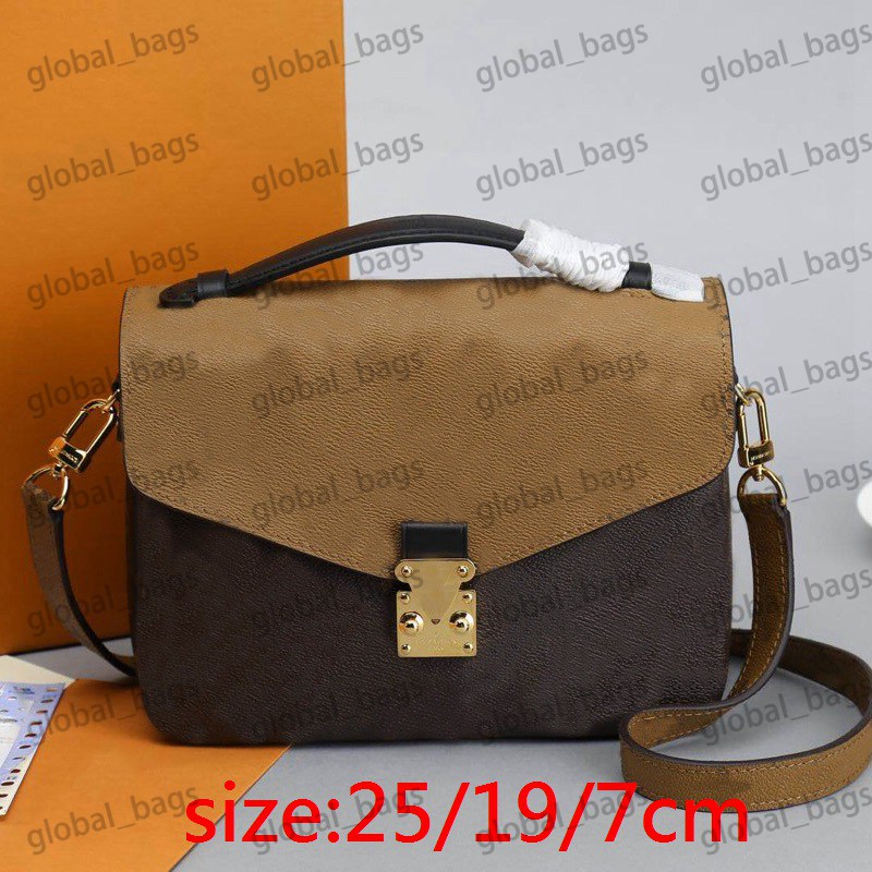 Shoulder Bags women flap bag crossbody leather Plain black brown summer hotsale 2021 Classic retro fashion elegant exquisite lady Large capa
Shoulder Bags women flap bag crossbody leather Plain black brown summer hotsale 2021 Classic retro fashion elegant exquisite lady Large capa