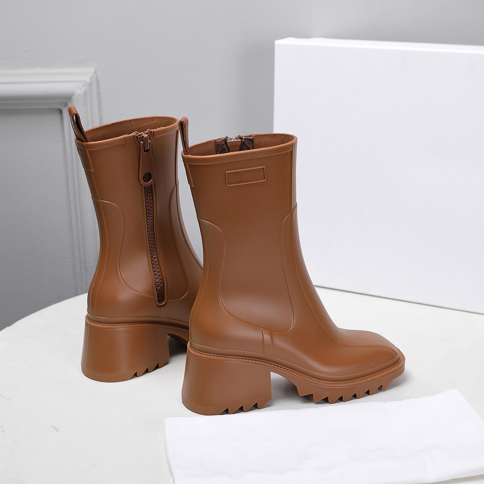 2021 Women Betty Boots PVC Rubber Beeled Platform Knee-high tall Rain Boot Black Waterproof Welly hloe Shoes Outdoor Rainshoes High heels