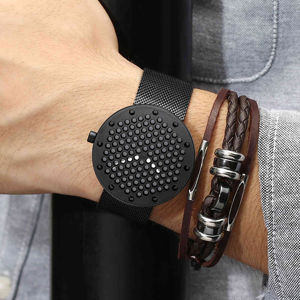 Fashion Mens Watches CRRJU Brand Luxury Leather Quartz Men Watch Casual Sport Clock Male Relogio Masculino Drop 210517, Leather silver
Fashion Mens Watches CRRJU Brand Luxury Leather Quartz Men Watch Casual Sport Clock Male Relogio Masculino Drop 210517, Leather silver