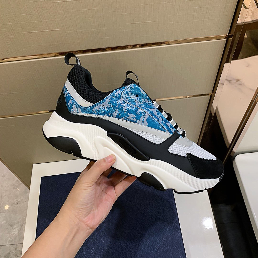 2021ss Luxury Designer Race Runner Sneakers Brand Men Women Casual Shoes Real Leather Breathable Comfortable Shoes Outdoors Trainers With Box size35-47 k18, As picture 6
2021ss Luxury Designer Race Runner Sneakers Brand Men Women Casual Shoes Real Leather Breathable Comfortable Shoes Outdoors Trainers With Box size35-47 k18, As picture 6