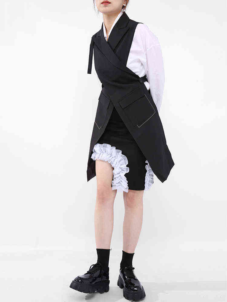 [EAM] Women Loose Fit Black Button Cross Irregular Long Vest Lapel Sleeveless Fashion Spring Summer 2022 1DD929701 211220