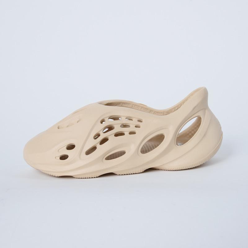 fashion Summer sandal Children shoes boy girl youth kid Kanye west Slide Desert Sand Beach slipper foam runner Bone
fashion Summer sandal Children shoes boy girl youth kid Kanye west Slide Desert Sand Beach slipper foam runner Bone