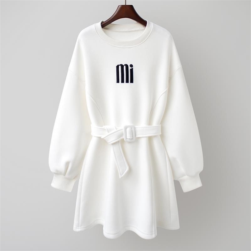 Autumn Winter Clothes Women Korean Fashion O-Neck Hoodies Dress With Belt Fleece Long Women's Sweatshirt Collect Waist 211109, White
Autumn Winter Clothes Women Korean Fashion O-Neck Hoodies Dress With Belt Fleece Long Women's Sweatshirt Collect Waist 211109, White