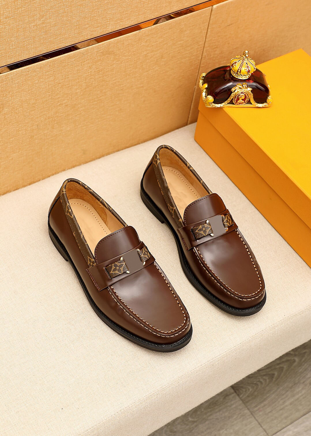 2022 Mens Business Party Dress Shoes Fashion Elegant Formal Wedding Platform Flat Shoes Men Brand Slip On Office Oxfords Size 38-45, Brown
2022 Mens Business Party Dress Shoes Fashion Elegant Formal Wedding Platform Flat Shoes Men Brand Slip On Office Oxfords Size 38-45, Brown