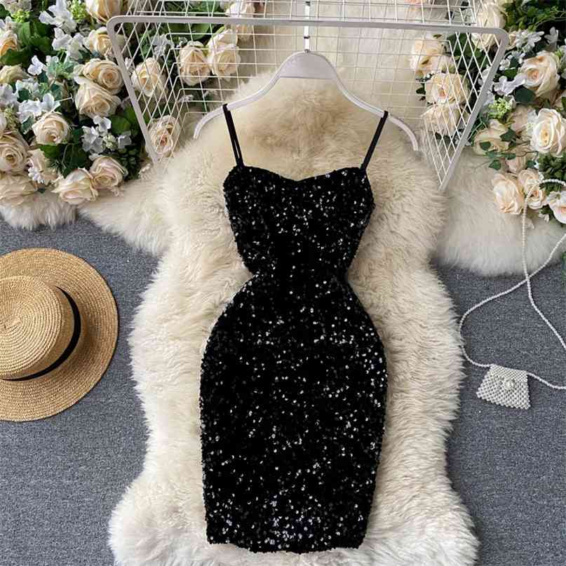 Sequined Party Bodycon Dress for Women Sexy Adjustable Spaghetti Strap Sleeveless Backless Mini Clubwear Vestidos 210603, Silver
Sequined Party Bodycon Dress for Women Sexy Adjustable Spaghetti Strap Sleeveless Backless Mini Clubwear Vestidos 210603, Silver